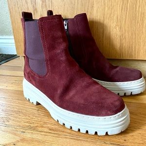 Gabor Combat Lug Sole Suede Chelsea Boot